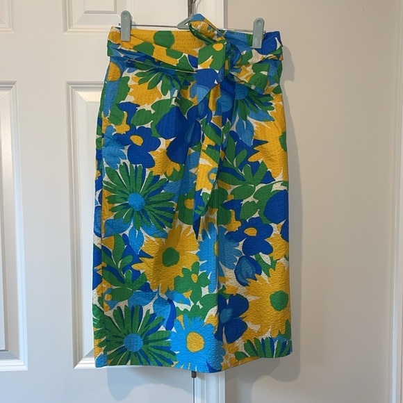 J Crew women's Tie Waist Morning Floral Seersucker Pencil Skirt - Picture 3 of 12